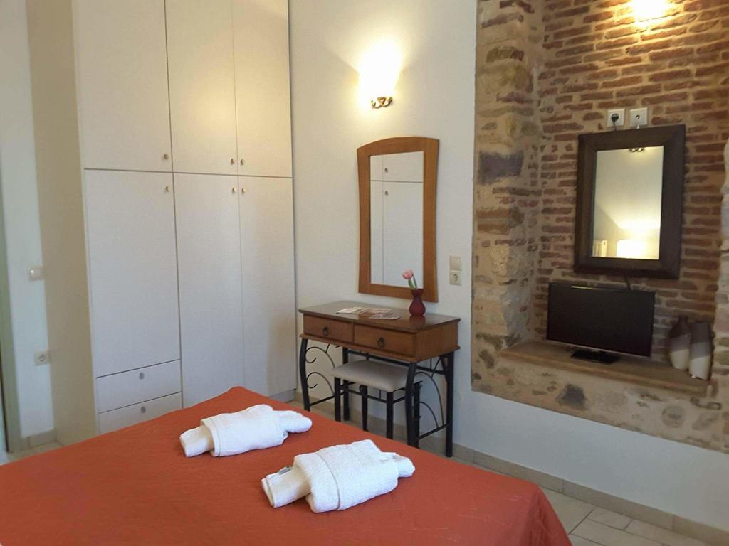 Frourio Apartments Chios Town Luaran gambar