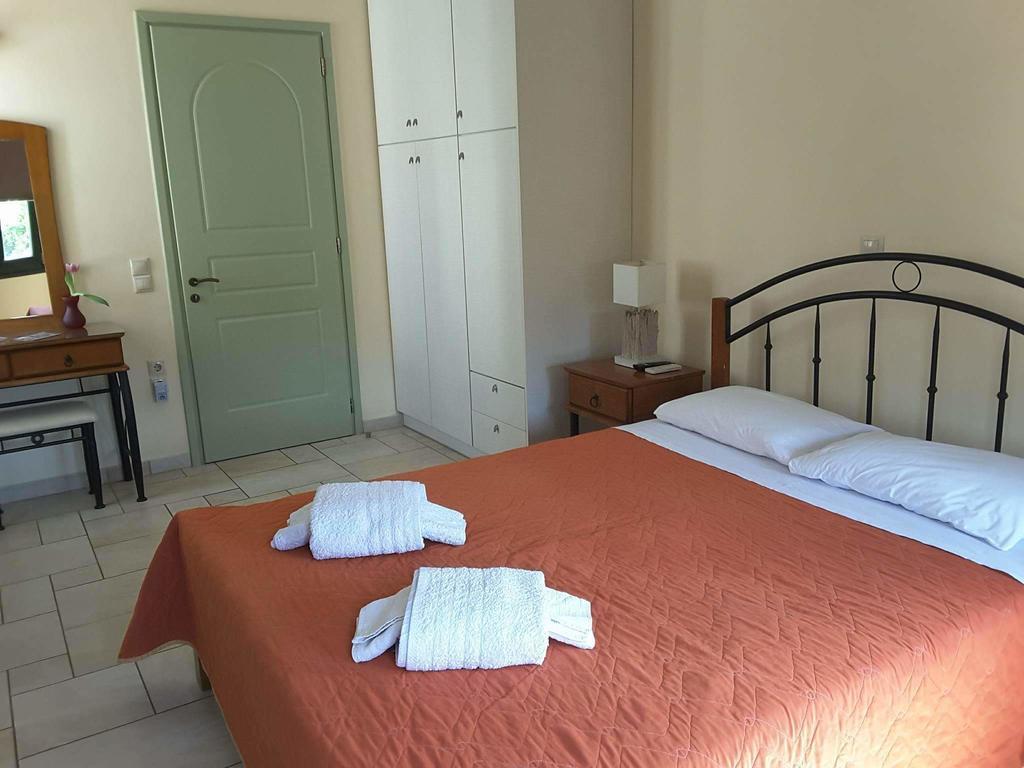 Frourio Apartments Chios Town Luaran gambar