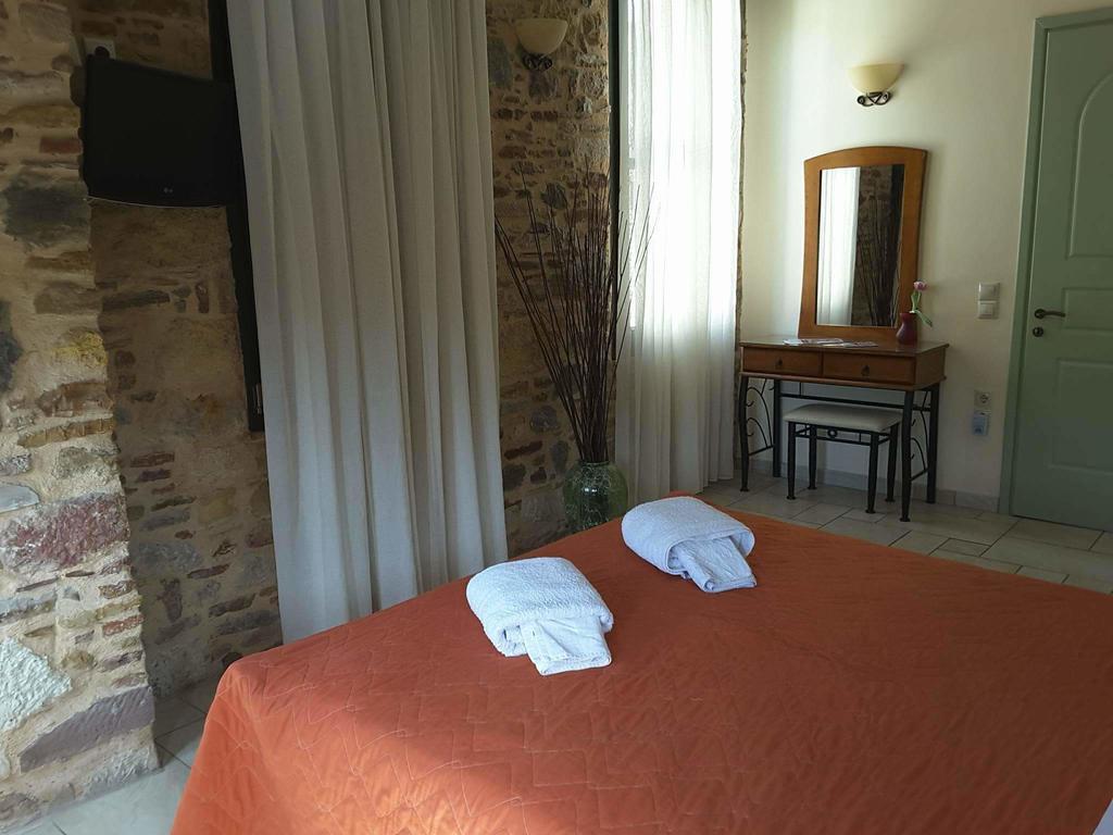 Frourio Apartments Chios Town Luaran gambar